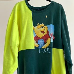 Vintage colorblock Winnie the Pooh Sweater